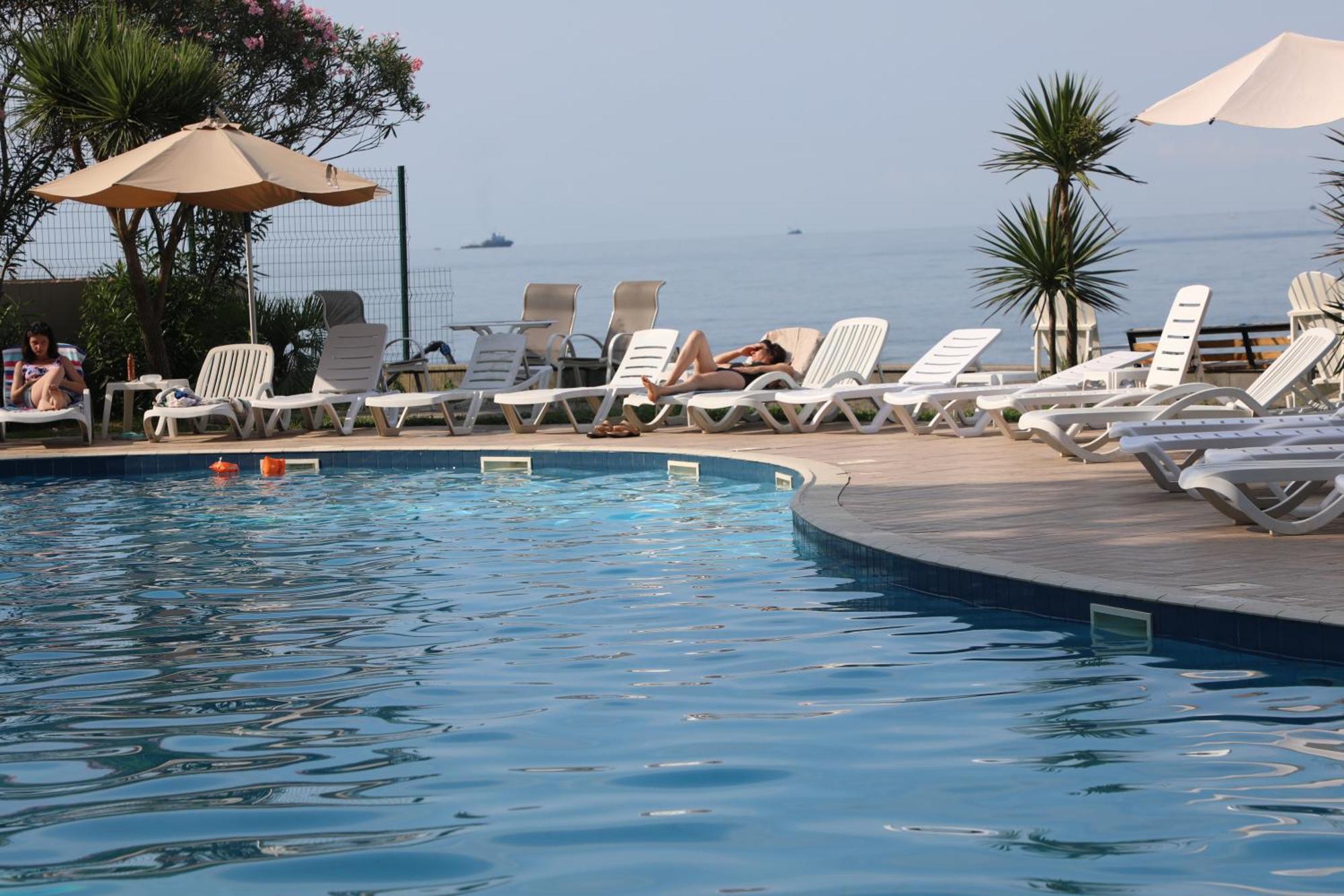 Andamati Beach Resort Grigoleti Exterior photo